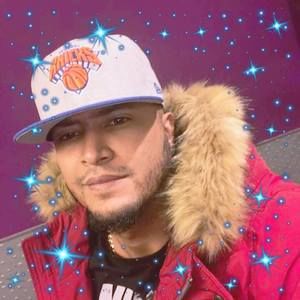 Meet your Posher, Carlos